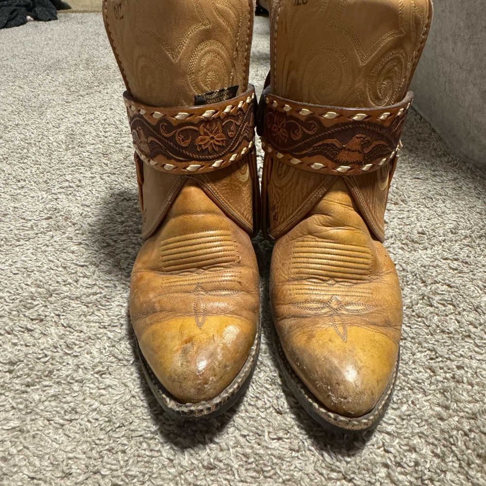 Vintage Reconstructed Tan Western Cowboy Boots - Picture 4 of 6